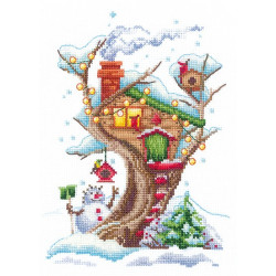 Houses in the trees. Snowy SAND-23