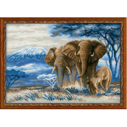 Elephants in the Savannah 1144