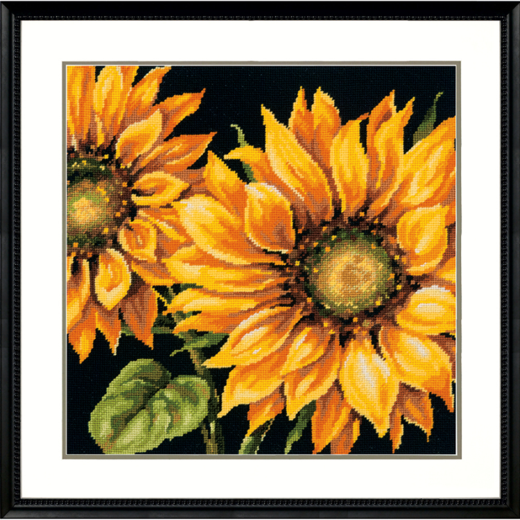 Tapesrty needlepoint kit Dramatic Sunflower 36x36 cm D71-20083