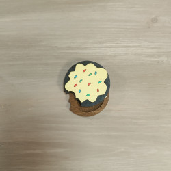 Medinis adatų dėklas "Geltonas pyragas" KF056/90
