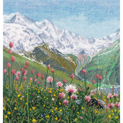Siuvinėjimo kryželiu rinkinys „Gėlės kalnuose“ S1575