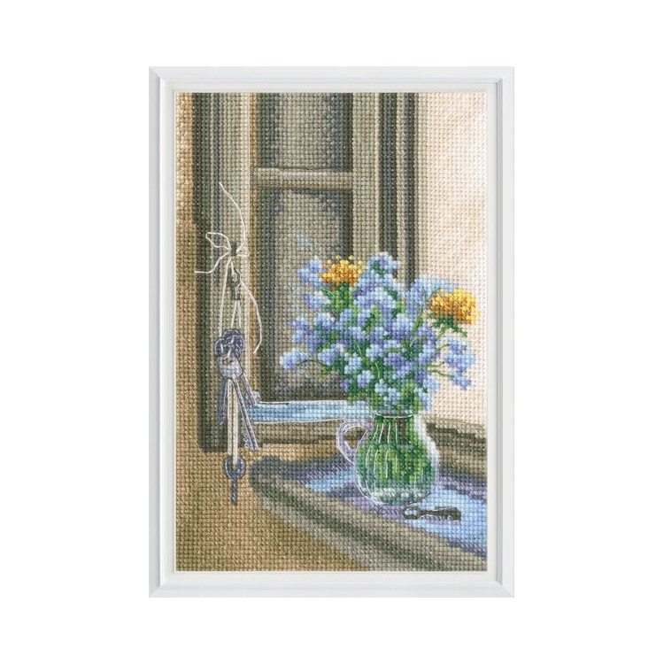 Cross-stitch kit "In the moment" M957