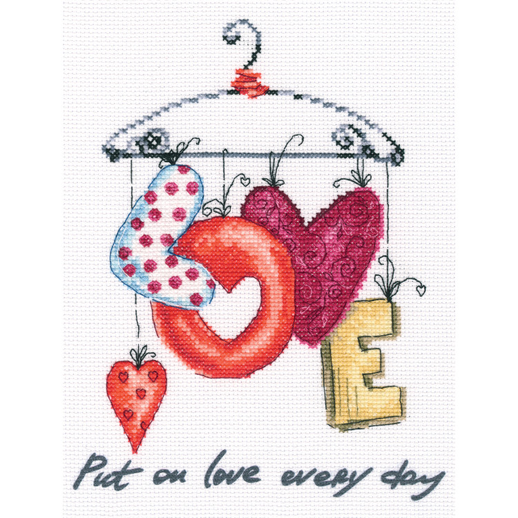 Kreuzstichset mit bedrucktem Hintergrund „Put on love every day“ M70034