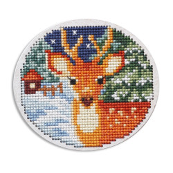 Cross-stitch kit with perforated wooden form EHW039