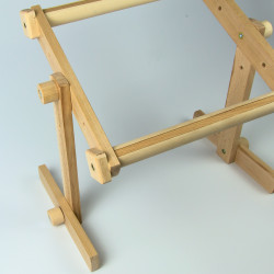 Embroidery stand (max. height 40 cm) with the frame 30x40 cm PARROTM2-40