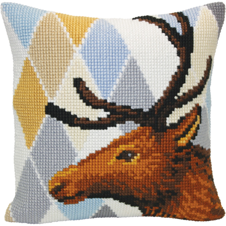 Cushion kit Deer 40 X 40 cm CDA5414
