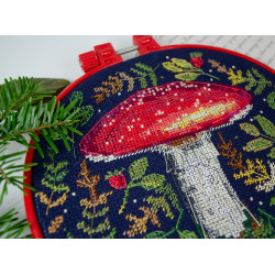 Cross-stitch kits with Hoop Included Forest handsome 17x17 cm AAHM-071