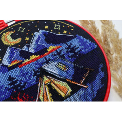 Cross-stitch kits with Hoop Included Around the campfire 17x17 cm AAHM-074