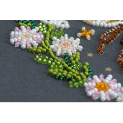 Mid-sized bead embroidery kit Honey dream (Deco Scenes) Abris Art AMB-066