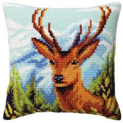 Cushion kit Deer 40 X 40 cm CDA5439