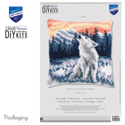 Cross stitch cushion kit Wolf in winter PN/0188518