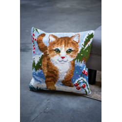 Cross stitch cushion kit Cat in the snow PN/0166625