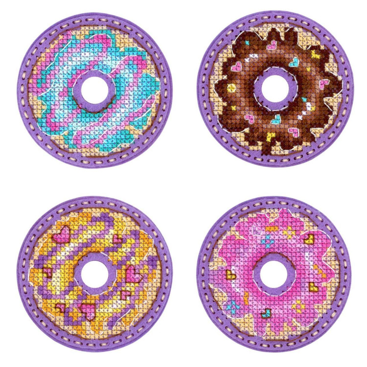 Kreuzstich-Set "Donuts. Badges. Magnets" 6*6 cm ST-1027