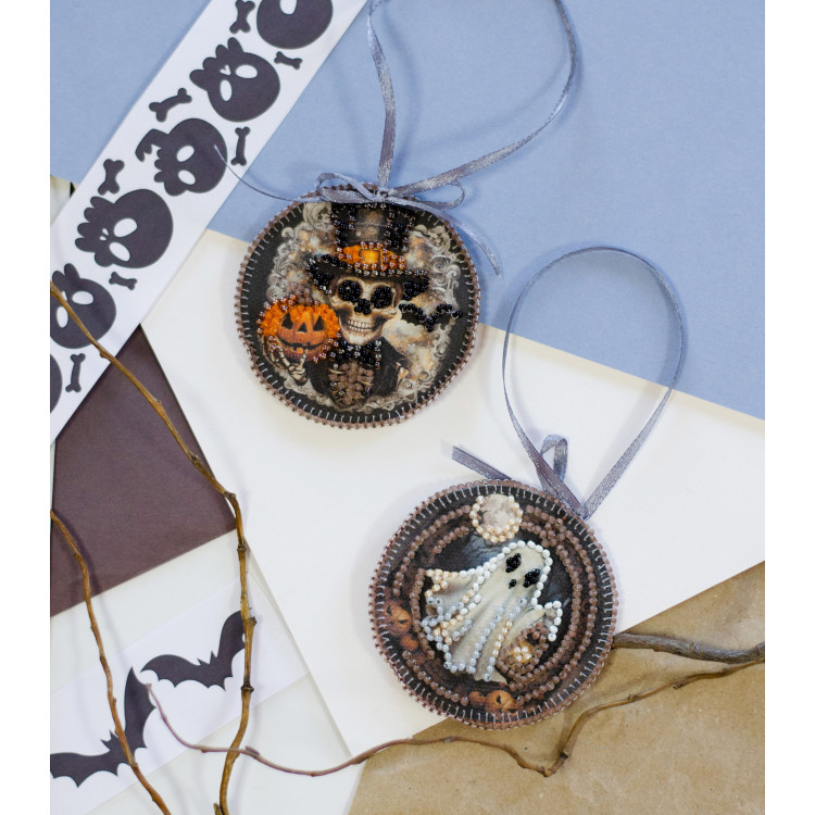 Apdaila "Vidurnakčio siaubai" (Interjero dekoracija) 13.2x6.6 cm AABT-041