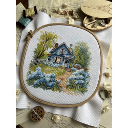 Kryželių siuvinėjimo rinkinys "Šeimos name" 17,5 x 17 cm SANN-37