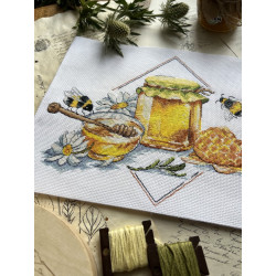 Cross stitch kit "Honey" SANM-40