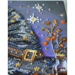 Vidutinio dydžio karoliukų siuvinėjimo rinkinys "Raganos svajonė" 20x20 cm AAMB-123