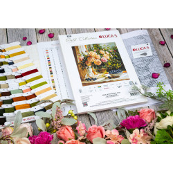 Набор для вышивания крестом «Ваза с розами и голубикой» 35 x 35 cm SB719