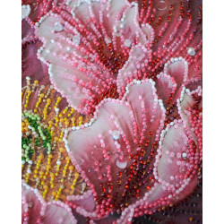 Pagrindinis rinkinys siuvinėjimui karoliukais „Rasos bučinys“ 23x23 cm AAB-951