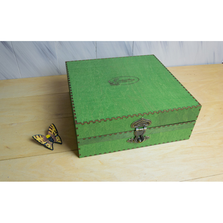 Organizatorius adatoms ant medinio pagrindo. Žalias, 210 skylučių OG-065 (D)