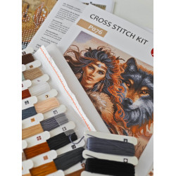 Kreuzstich-Set "Der Krieger und der Wolf" 31,75 x 31,75 cm AVA-P076