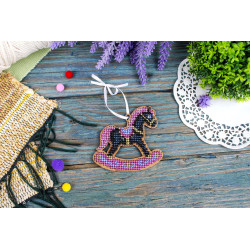 Вышивка крестом на деревянной основе "Little Dark Horse" 8x8 cm SO-157