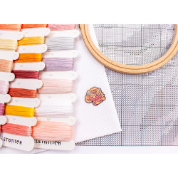 Cross stitch kit "Floral Grace" 32x32cm SLETIL9956