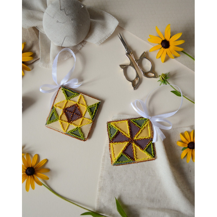 Dekoracija „Saulės motyvas“ 13,2x6,6 cm AABT-044