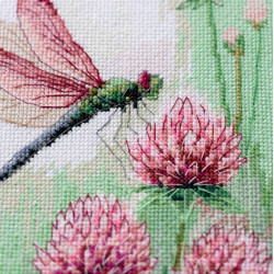Cross-stitch kit "Sweet clover" 18 х 26 cm AAH-313