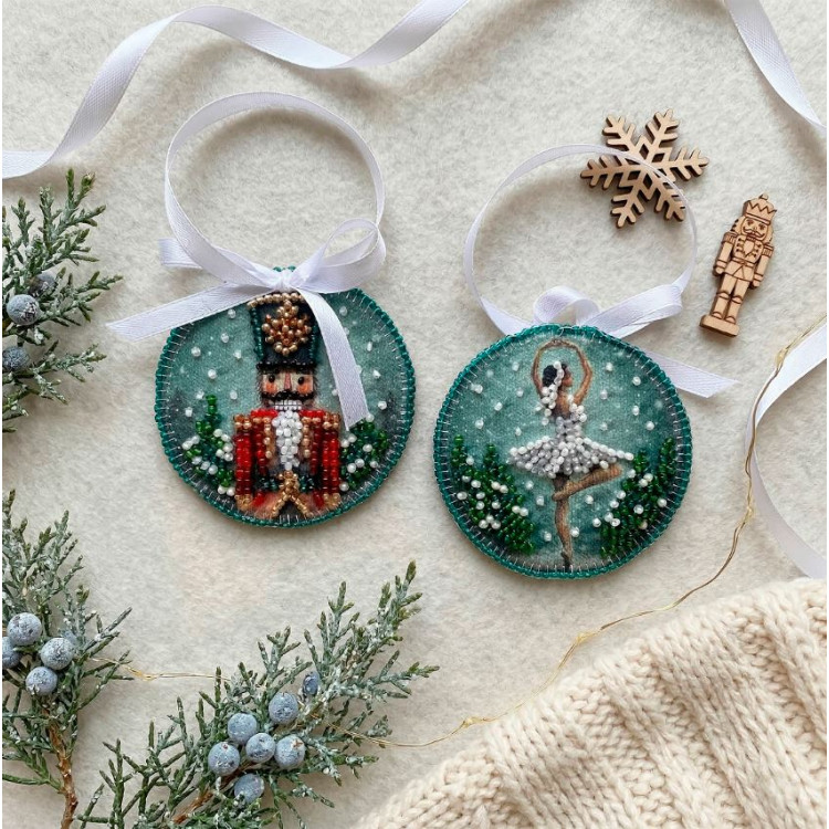 Decoration kit "Ballet of the Winter Night" 13.2х6.6 cm AABT-067