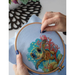 Cross Stitch Kit "Baby Sea Turtle" 15x15 SRA1037