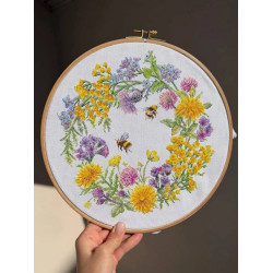 Cross stitch kit "Field wreath" 24,5х 24,5 cm SANP-77