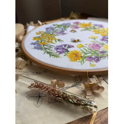 Cross stitch kit "Field wreath" 24,5х 24,5 cm SANP-77
