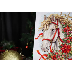 Cross stitch kit "Winter talisman" 25 x 29 cm S/MT031