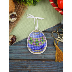Cross-stich on wooden base"Blue and gold egg" 8*6 cm SO-185
