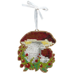Cross-stich on wooden base "Christmas tree decoration. Porcini mushroom" 8*7 cm SO-149