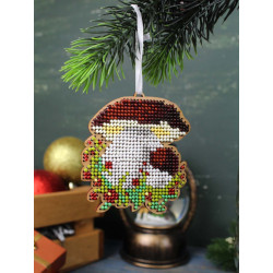 Cross-stich on wooden base "Christmas tree decoration. Porcini mushroom" 8*7 cm SO-149