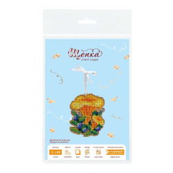 Cross-stich on wooden base "Christmas tree decoration. Chanterelle mush" 8*6 cm SO-148