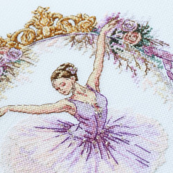 Cross-stitch kit "The Embodiment of Grace" 17 х 25 cm AAH-329