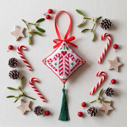 Cross-stitch kits three-dimensional decoration "Christmas joy" AAHT-008