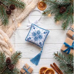 Cross-stitch kits three-dimensional decoration "Frosty Ornament" AAHT-003