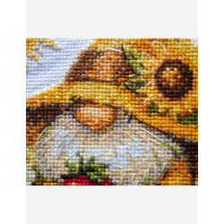 Cross stitch kit "Sunshine Gnome" 20x20 cm SRA1043