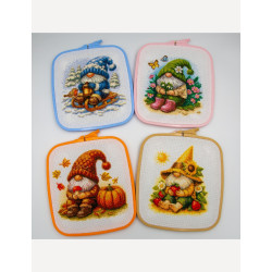 Cross stitch kit "Blossom Gnome" 20x20 cm SRA1042