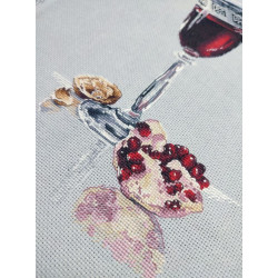 Cross stitch kit "Garnet Gleam" 17×25 cm S1746