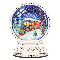 Cross-stich on wooden base "Snow globe. Winter train" 14*11*5 cm SO-156