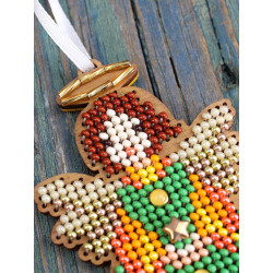 Cross-stich on wooden base "Little angel in green" 9*5 cm SO-151