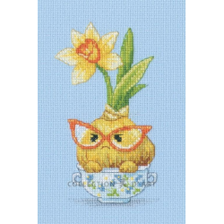 Cross stitch kit "Grumpy daffodil" 8.5x15 cm CDABC8150