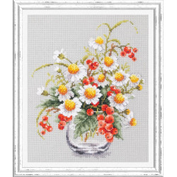 Cross stitch kit  Chamomile and Red Currant 18 x 23 cm 100-012