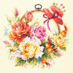 Cross stitch kit  Roses for Needlewoman 25 x 25 cm 100-122