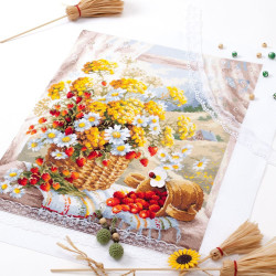 Cross stitch kit  Honey Flavor 32 x 40 cm 100-181